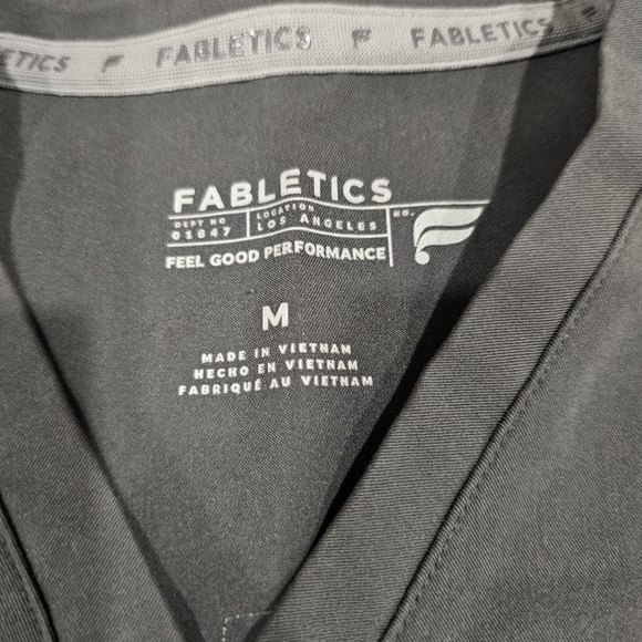 Fabletics Scrubs Set - Picture 2 of 4